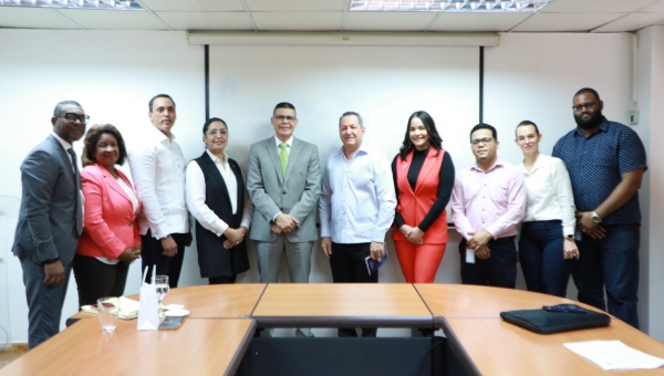 Comisión de Integridad Gubernamental de Promypime  realizan conversatorio sobre la Ética ciudadana